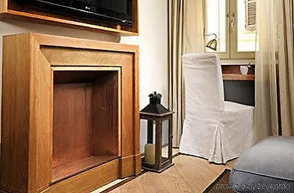 Mario De' Fiori 37 Otel 4*