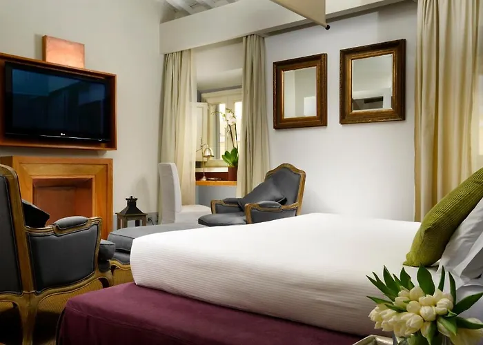 Mario De' Fiori 37 Otel Roma